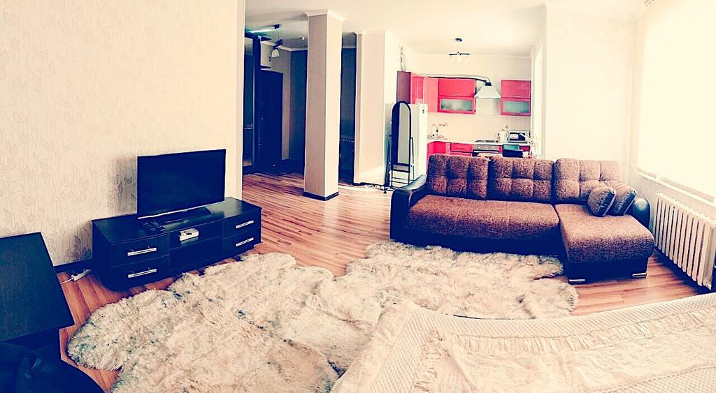 Apartment On Sauran Str Center Астана Екстер'єр фото